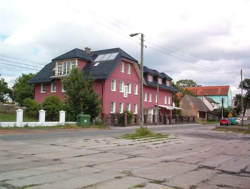 Gosciniec Ella Inn Lipniki Lipniki  ภายนอก รูปภาพ
