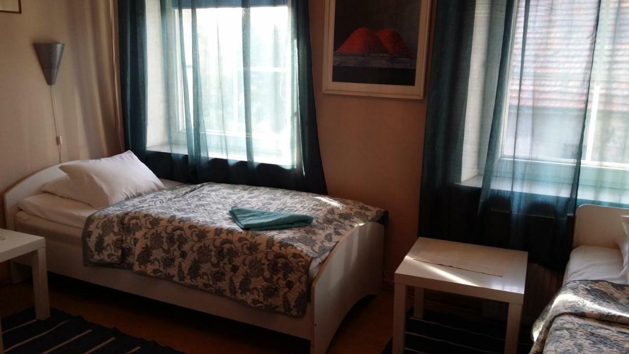 Gosciniec Ella Inn Lipniki Lipniki  ภายนอก รูปภาพ
