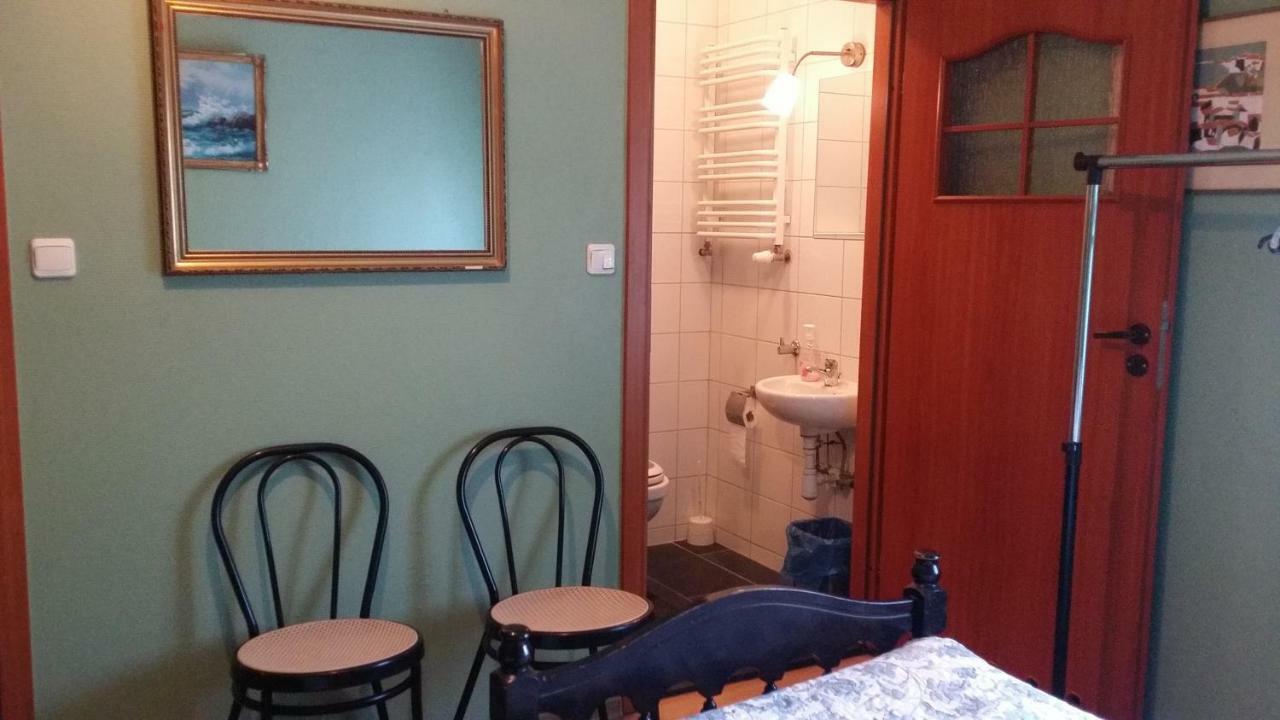 Gosciniec Ella Inn Lipniki Lipniki  ภายนอก รูปภาพ