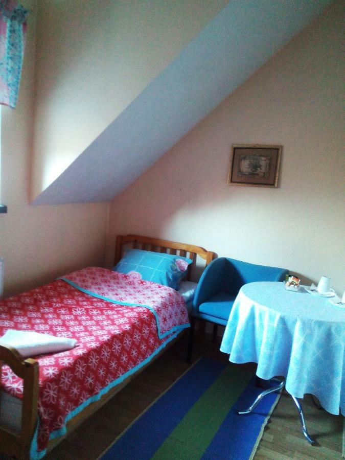 Gosciniec Ella Inn Lipniki Lipniki  ภายนอก รูปภาพ