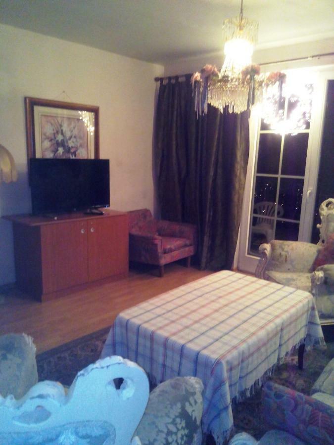 Gosciniec Ella Inn Lipniki Lipniki  ภายนอก รูปภาพ