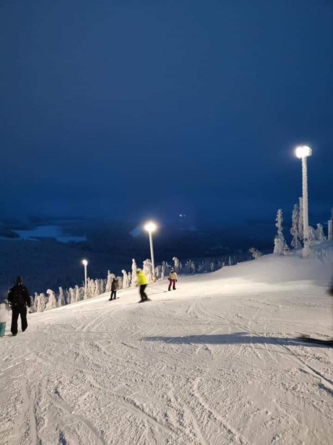 Gosciniec Ella Inn Lipniki Lipniki  ภายนอก รูปภาพ